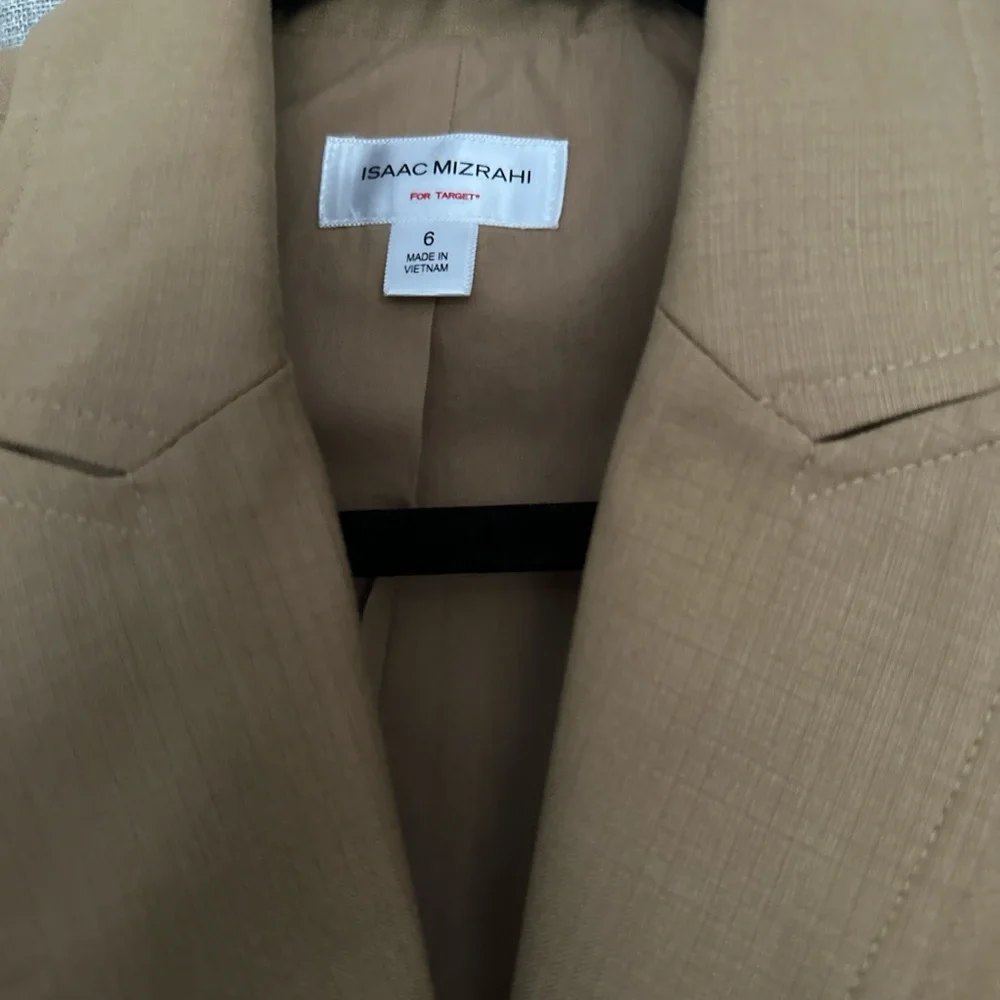 Isaac Mizrahi Tan Camel Colored blazer size 6 - Picture 4 of 6
